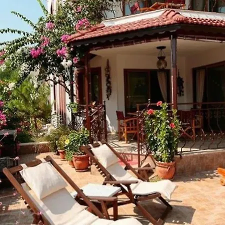 Vila Calkris, Kalkan *