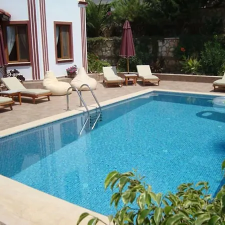 Calkris, Kalkan * كاس